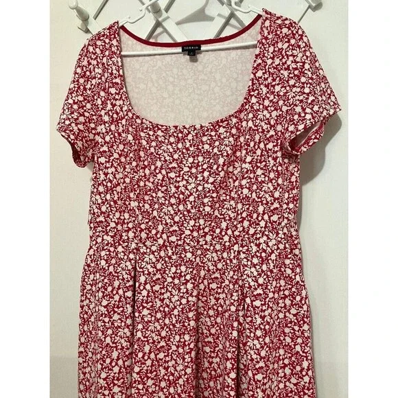 Torrid Maxi Women's Dress 1X Red Floral Cap Sleeve Pleated Fit Flare Pockets EUC - Picture 2 of 12